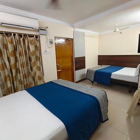 Hotel Dkr Residency Tirupati Ngoại thất bức ảnh