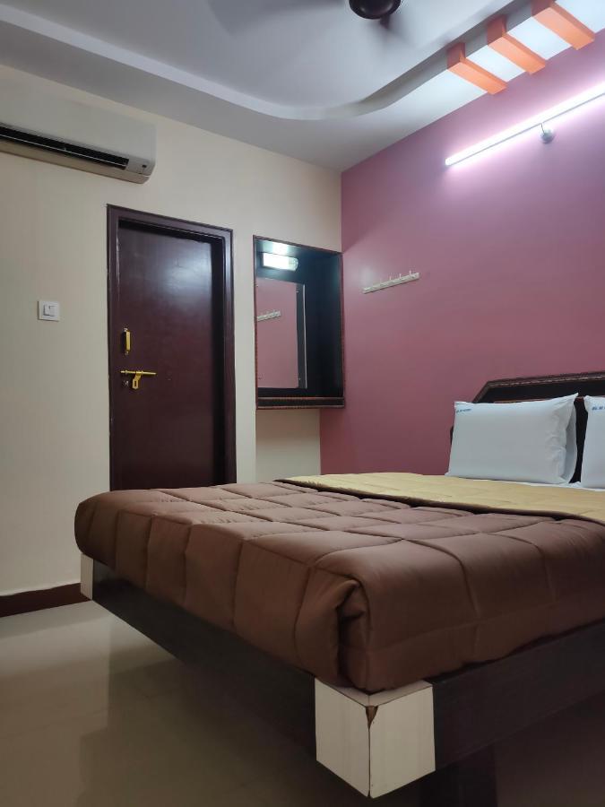 Hotel Dkr Residency Tirupati Ngoại thất bức ảnh
