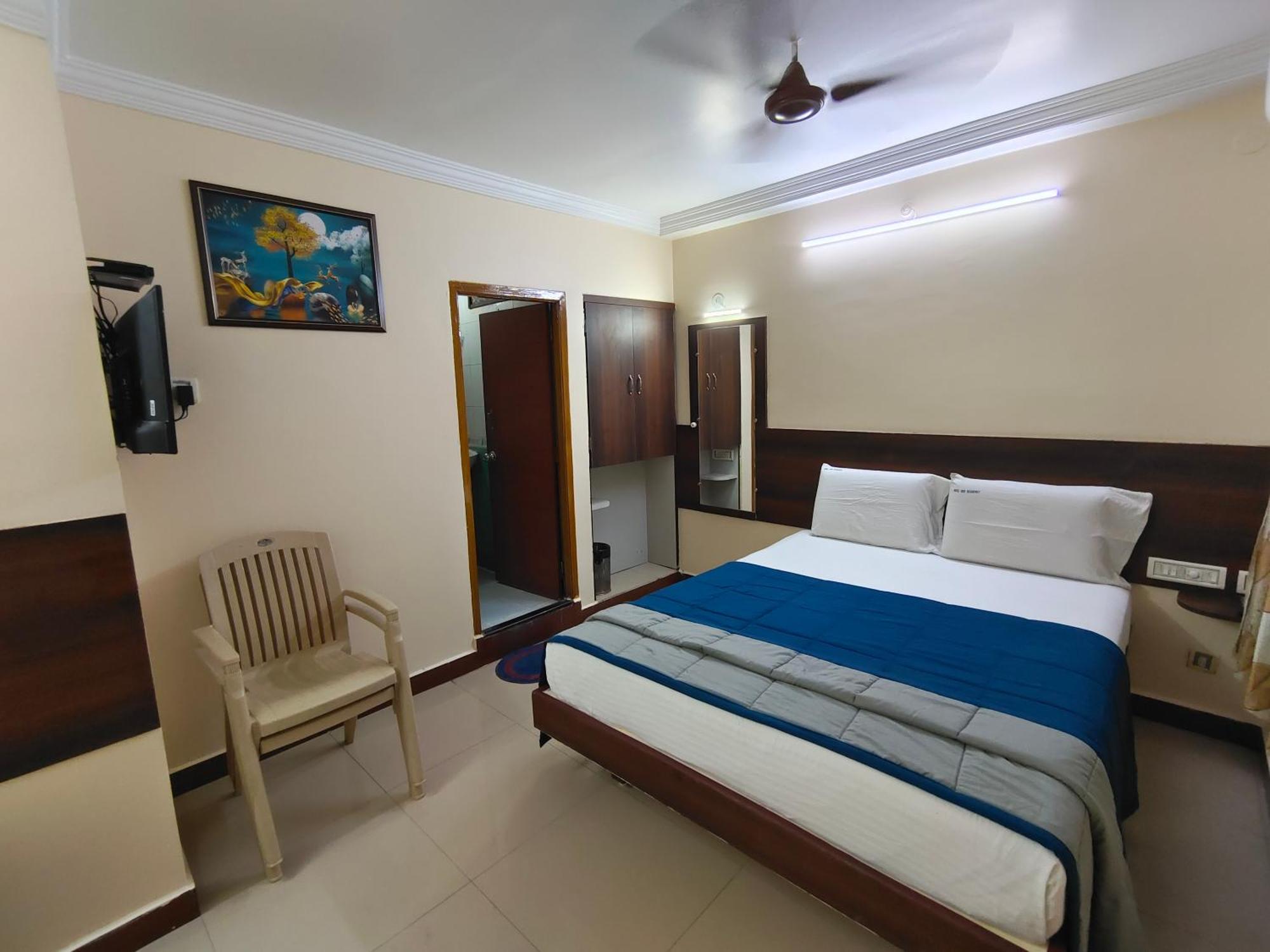 Hotel Dkr Residency Tirupati Ngoại thất bức ảnh